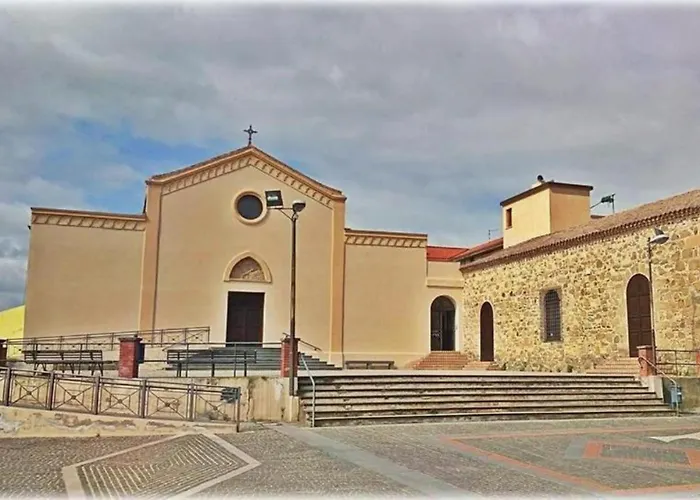 Loft Comodo Ed Elegante • Wi-fi E Colazione Sanluri